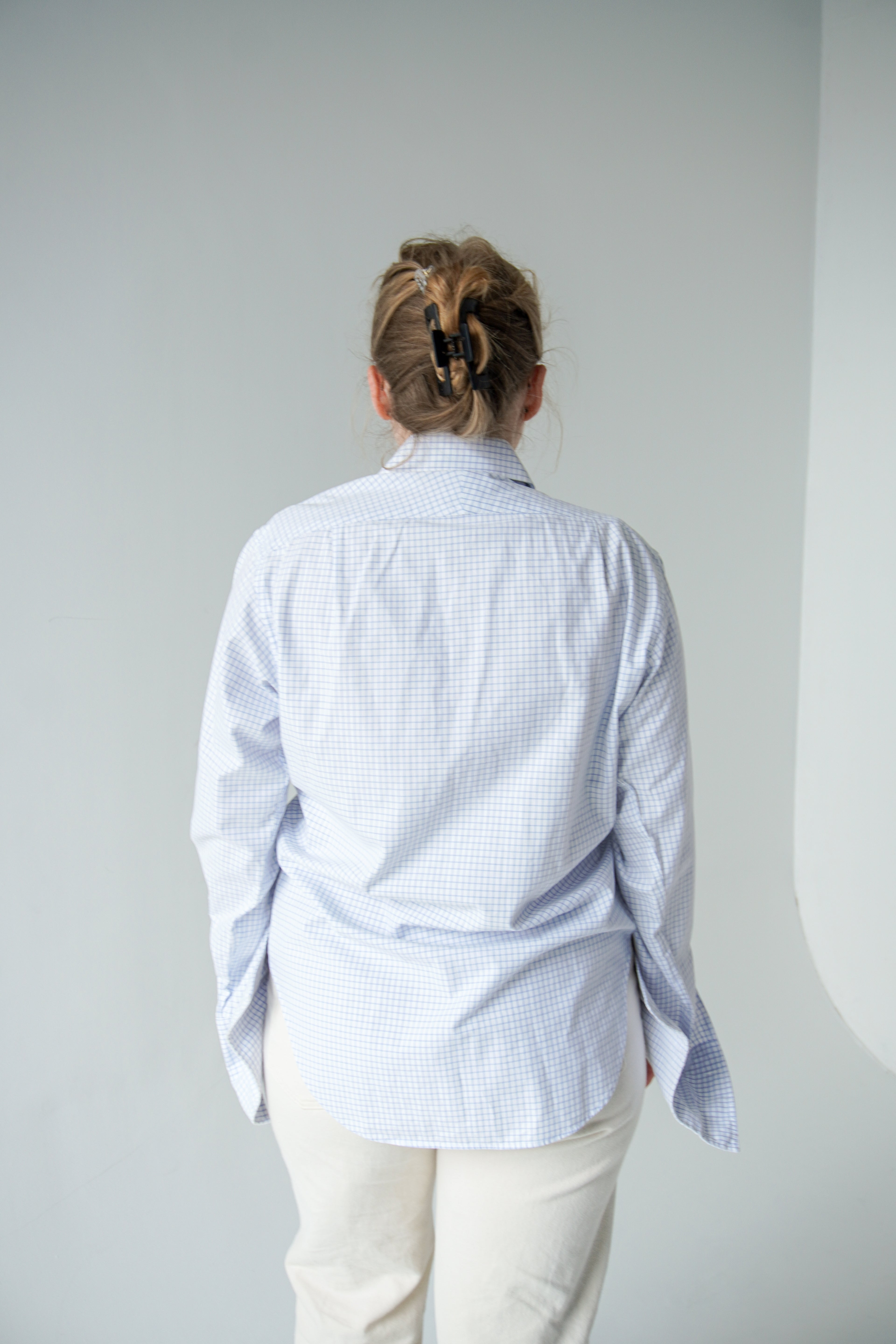 Blue shirt with asymmetrical drawstring