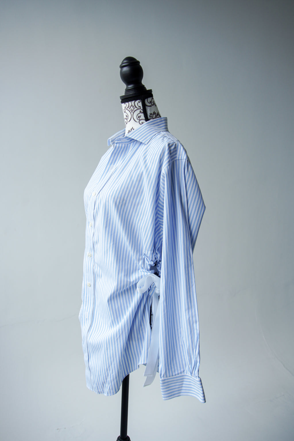 Cut out blue shirt