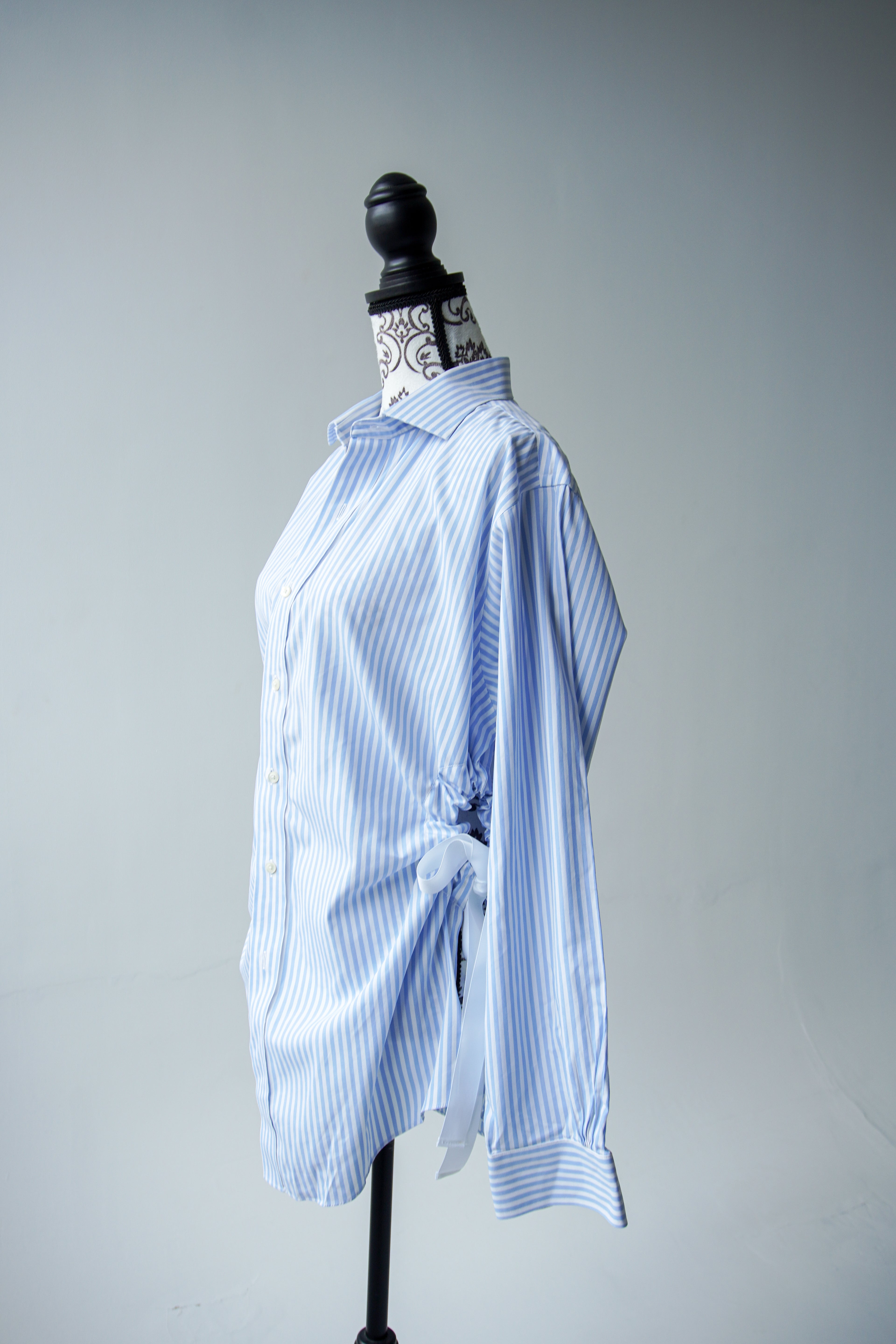 Cut out blue shirt