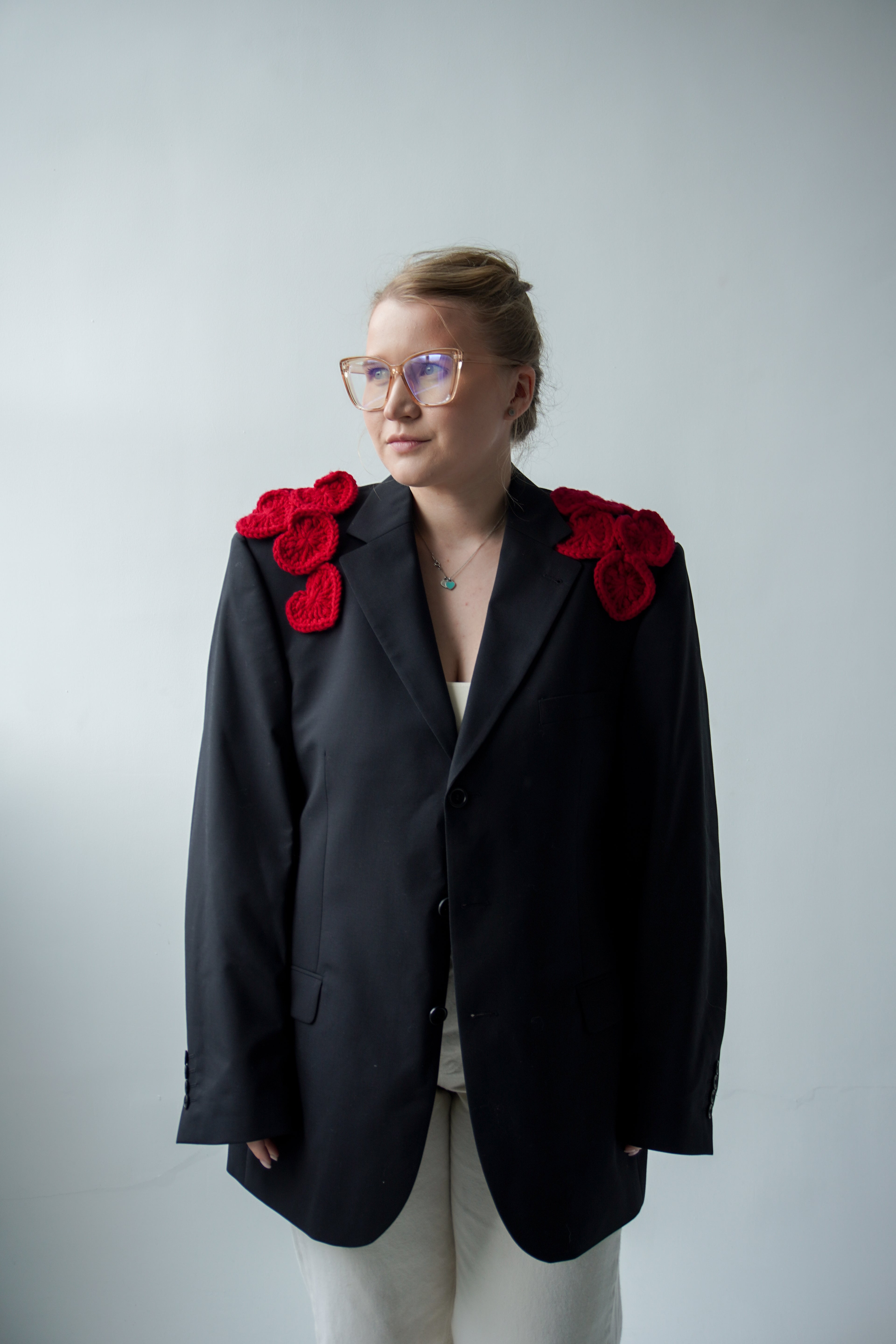 Red shoulder