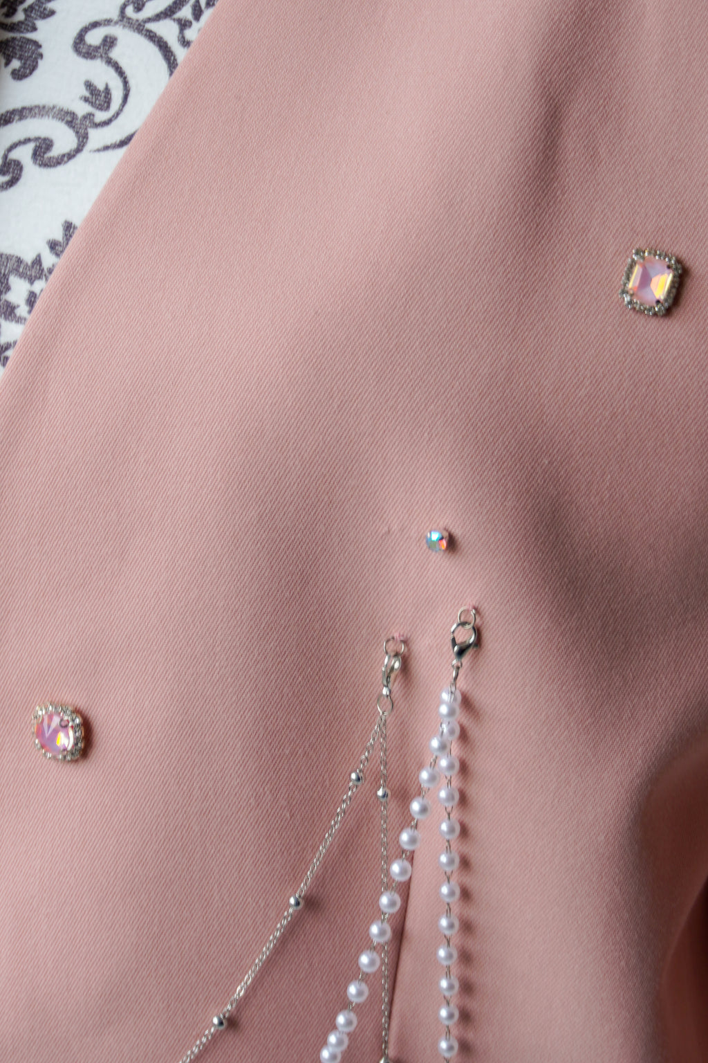 “Rose” upcycling blazer