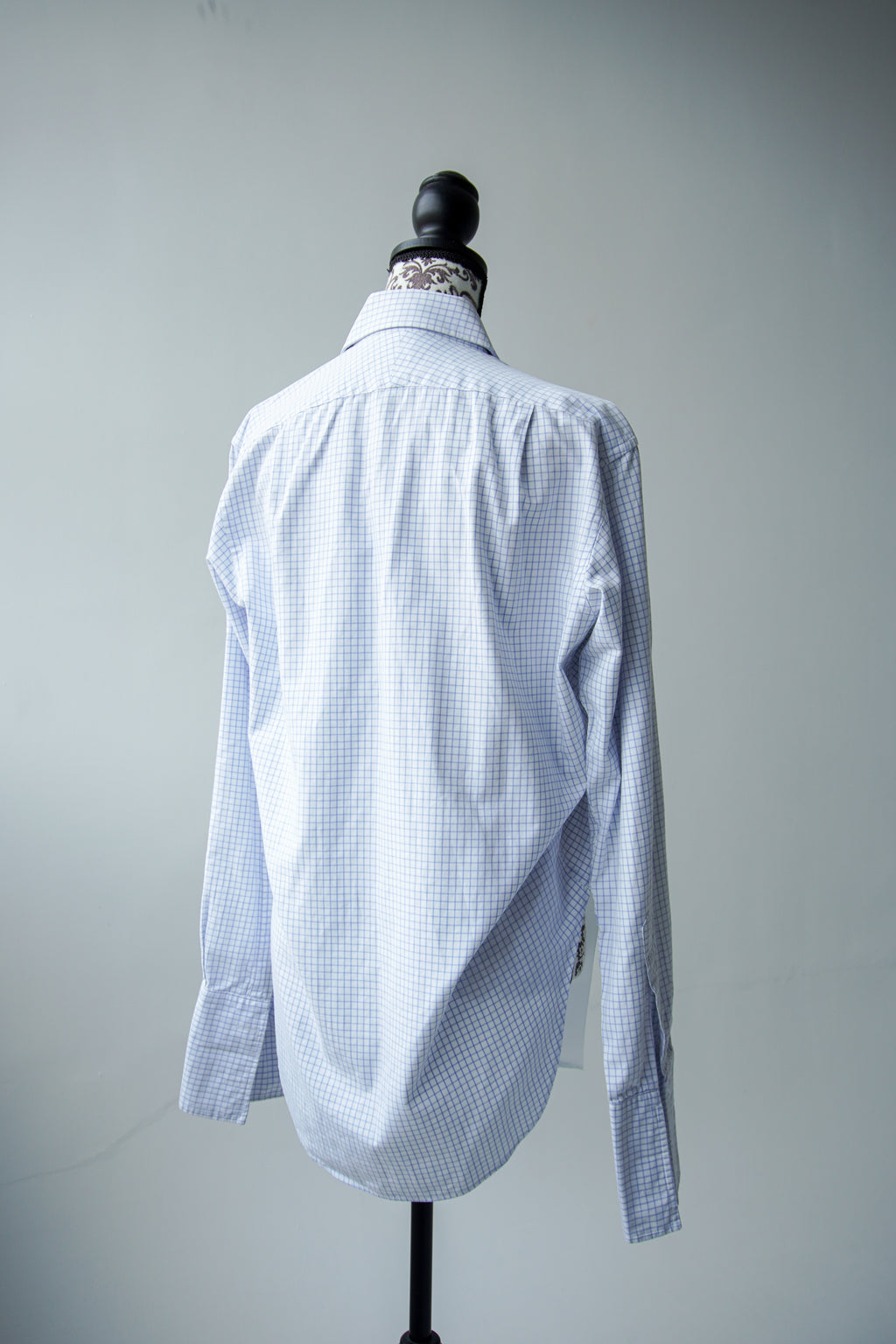 Blue shirt with asymmetrical drawstring