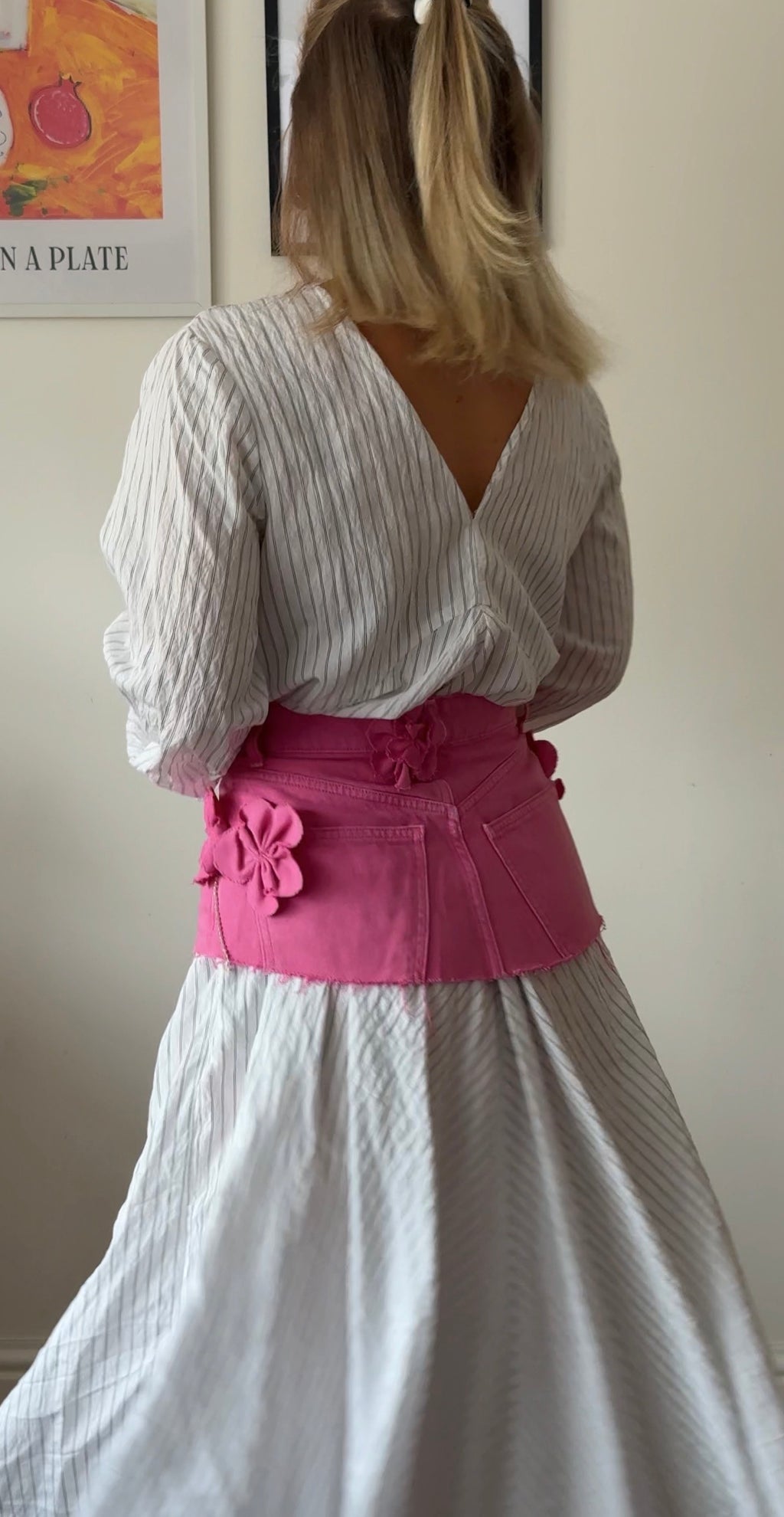 Not a skirt (pink)